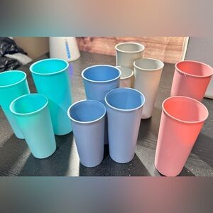 Large Tupperware Multi Size Tumbler Cup Lot 116-14 107-35 1165-36 (11 Cups)